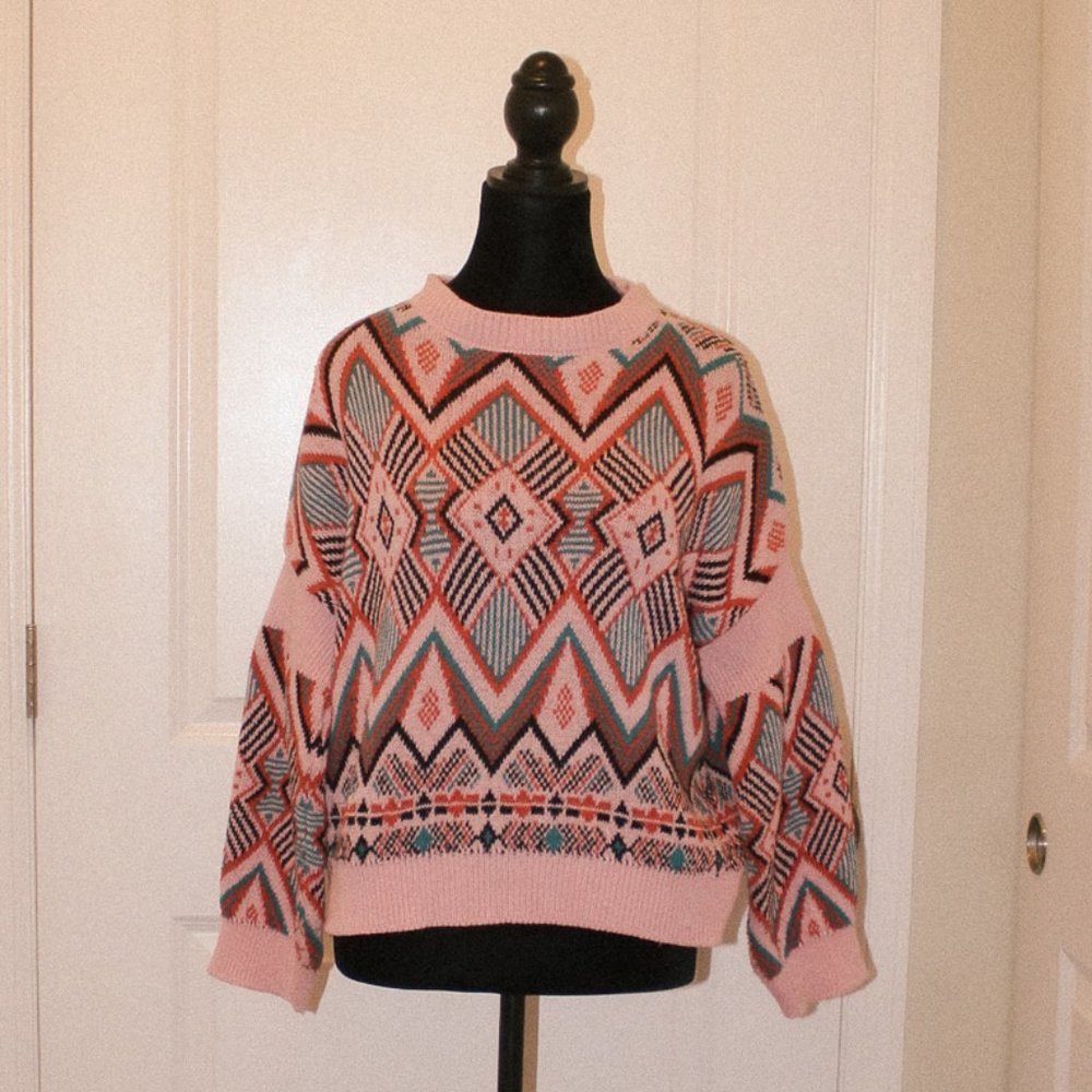 SHEIN - Pink Geometric Sweater - M